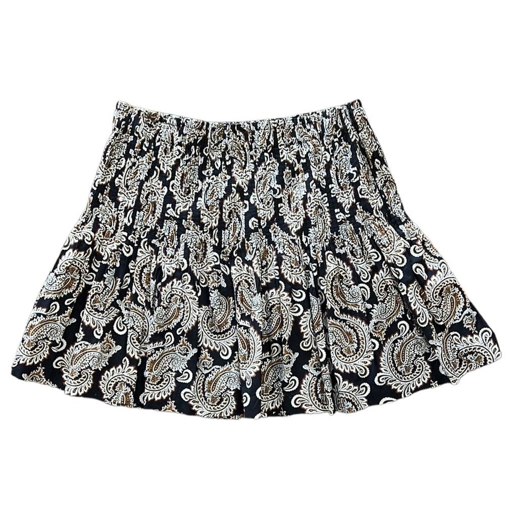 Anthropologie Eula pintucked floral mini skirt size medium